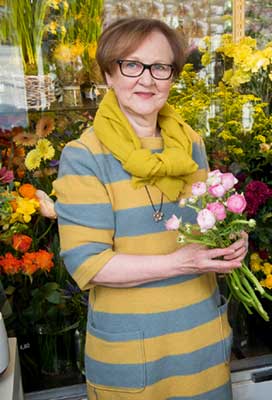 Katja Toivonen tog över blomsterhandeln när hennes mamma inte längre kunde jobba regelbundet.